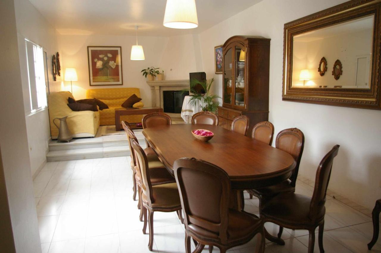 Villa Vivienda Tradicional Con Jardin Y Patio Interior Villanueva De Arosa Esterno foto