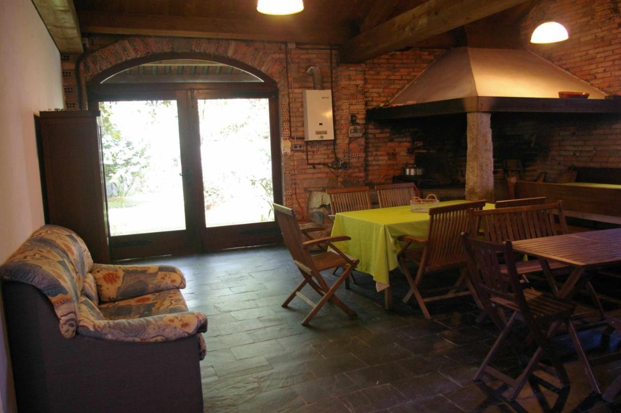 Villa Vivienda Tradicional Con Jardin Y Patio Interior Villanueva De Arosa Esterno foto